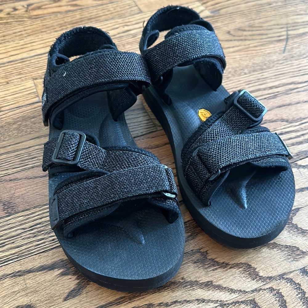 Suicoke x Vibrams Sandals size 10